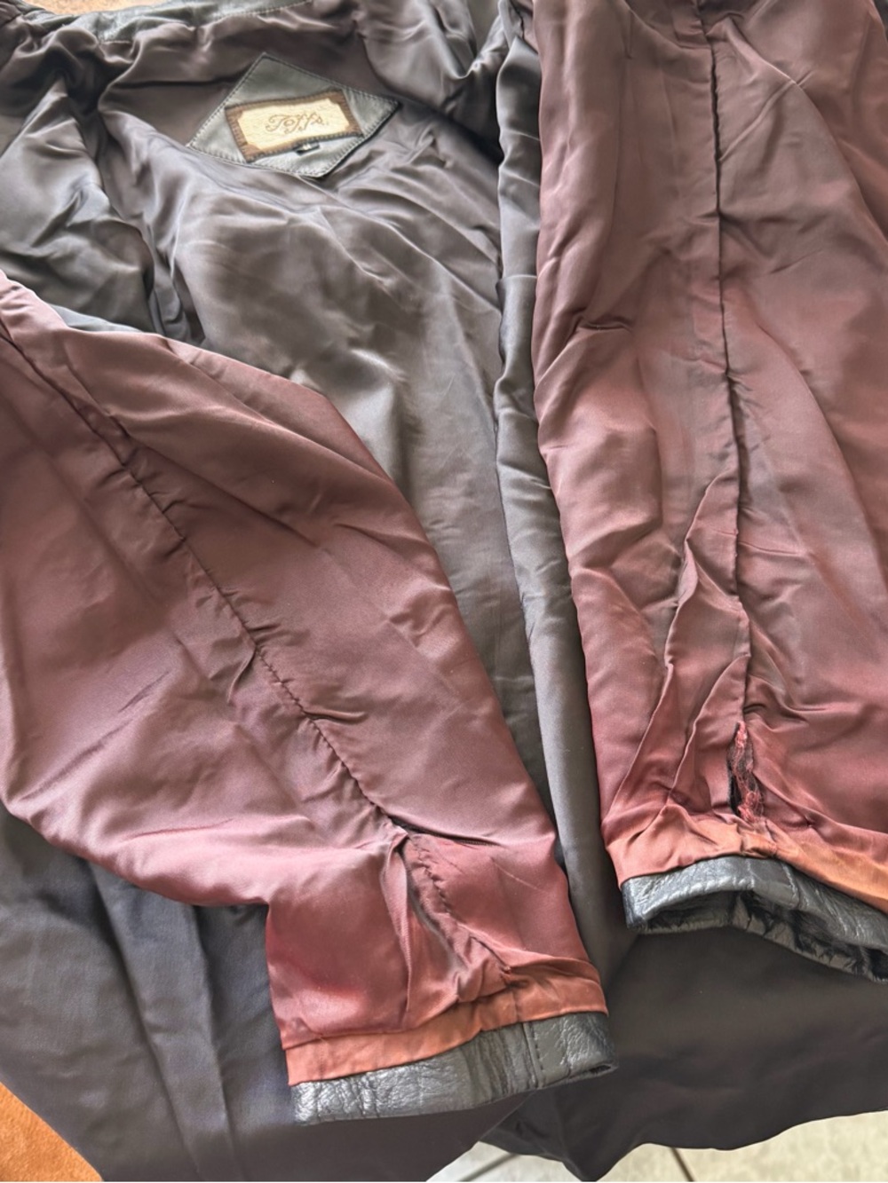 Toffs Vintage 90s Black Leather Jacket Size Medium. - Picture 10 of 16